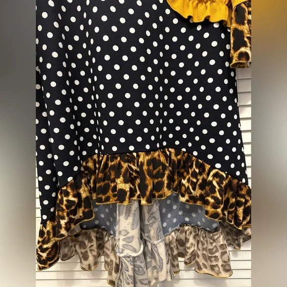 Modest Ruffles & Mudpies Ruffle Polka Dot Top Size M/L - Picture 5 of 7